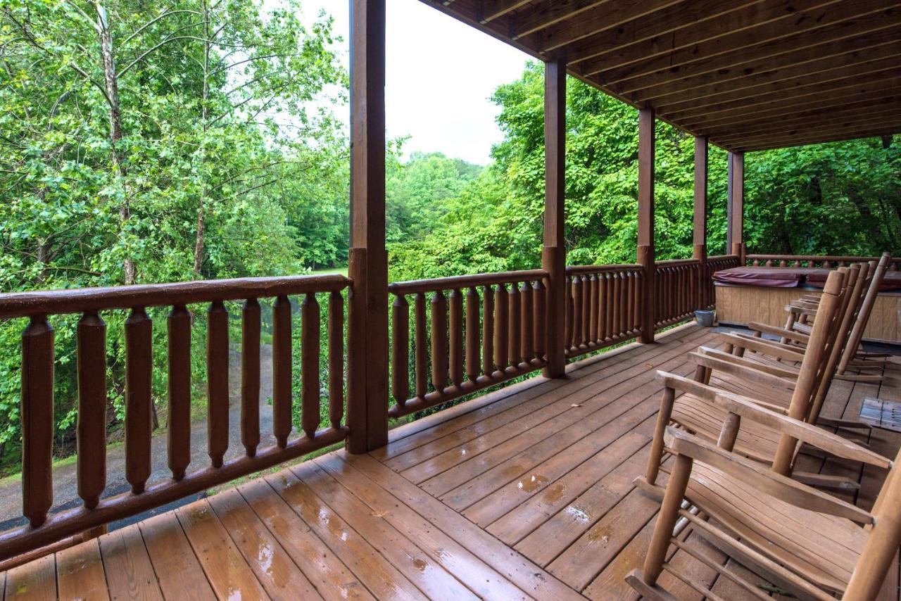 Cabin Of Dreams, 3 Bedroom Water View, Wifi, Hot Tub, Pool Table, Sleep 8 Севьервилл Экстерьер фото